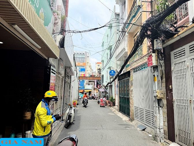 BÁN NHÀ MẶT TIỀN : 9 CÔ BẮC - P. 1 - Q. PHÚ NHUẬN - TPHCM.