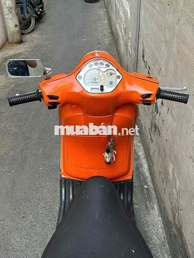 Piaggio Vespa LX125 ie