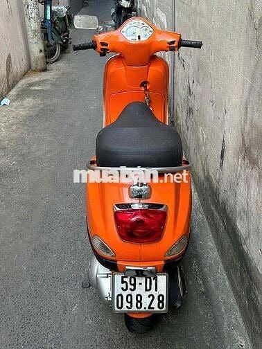 Piaggio Vespa LX125 ie