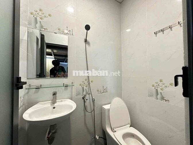 ĐI BỘ TỚI NTTU - GIỮ PHÒNG TỚI T8 - HỖ TRỢ 500K CHO KHÁCH CHỐT SỚM