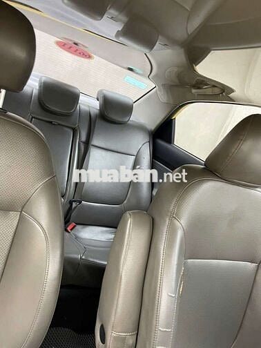 Kia Soluto 2022 Số sàn màu Vàng