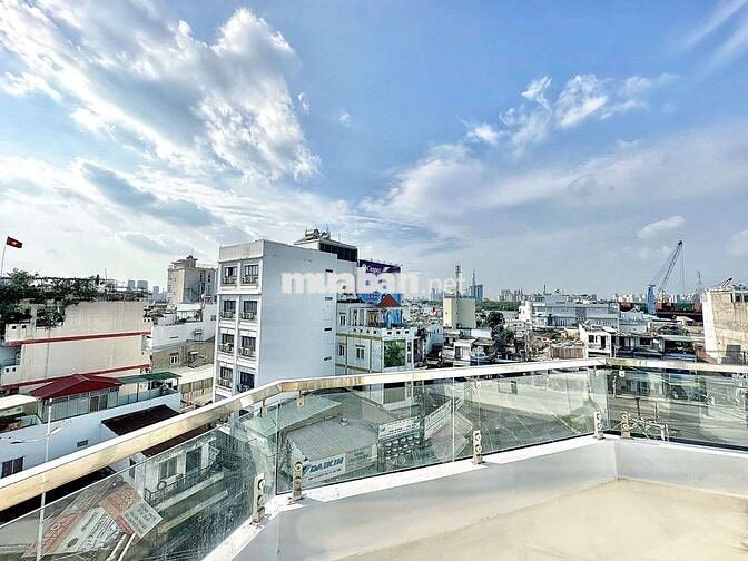 STUDIO ban công tách bếp,đi chuyển kcx UFM q4 chỉ khoảng 5p
