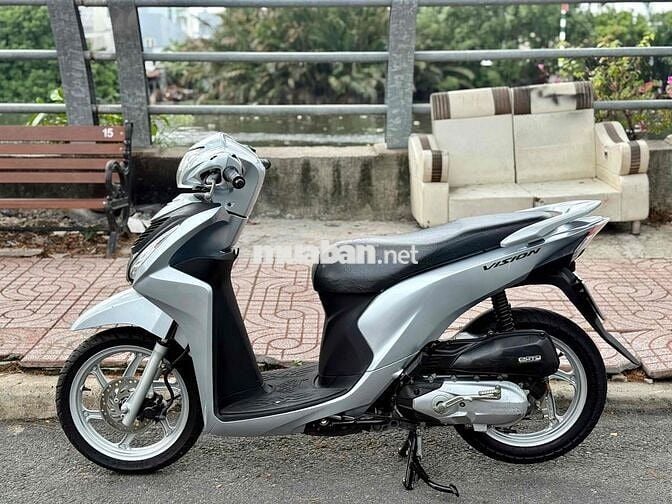 Honda Vision 2016 Bạc