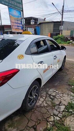 Toyota Vios 2021 Trắng 179149 km