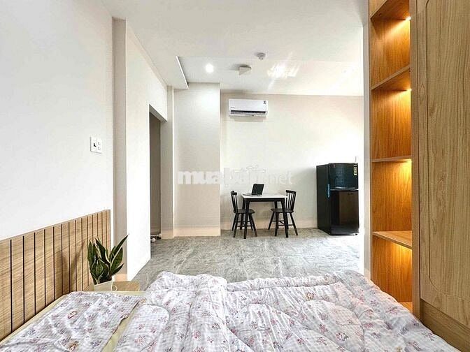 Căn hộ mini có bancon rộng full NT ở trung tâm Tân Phú