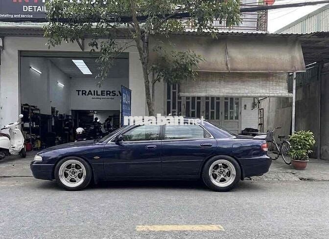 Mazda 626 giá 42,000,000 bao kí rút hồ sơ.