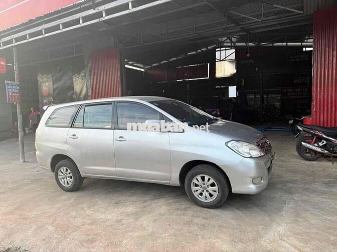 Toyota Innova J 2008 Số sàn Bạc 7 chỗ