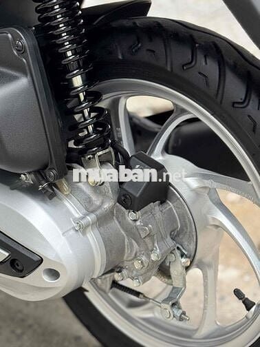 Honda Vision T12/2025 Smartkey Đỏ bóng 3.000km