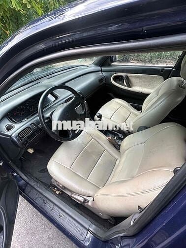 Mazda 626 giá 42,000,000 bao kí rút hồ sơ.