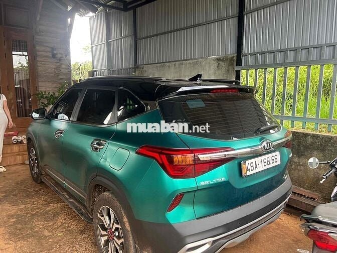 Kia Seltos Luxury 2020 Vàng chanh Việt Nam