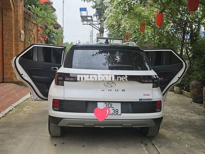 Hyundai Venue 2024 Bản đặc biệt Trắng 25500km