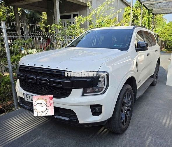 Ford Everest Sport 2022 Trắng 52.500 km