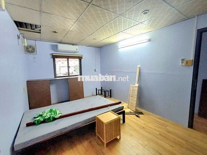 CHÍNH CHỦ CHO THUÊ PHÒNG Q.10 1PN TÁCH BẾP GẦN ĐH KINH TẾ & CĐ KINH TẾ