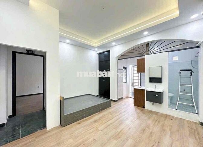 CHO THUÊ PHÒNG BANCOL MỚI RỘNG 45m2 -FULL NỘI THẤT NGAY AEON MALL,HUIT