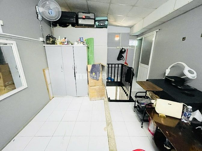 🌹🌹50Tr thân gửi ACE bán nhà mặt tiền kinh doanh khu Vạn Kiếp