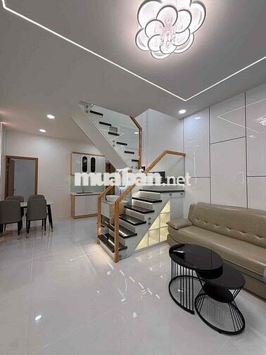 SIÊU PHẨM LUNG LINH GẦN ĐẦM SEN- TÂN PHÚ- FULL NỘI THẤT SỊN SÒ
