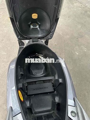 Honda Airblade 125 Fi 2018 Bạc 19000km đúng đồng H