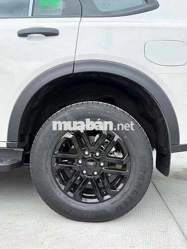 2026 EVEREST ACTIVE 1C Trắng đưa 360tr0 nhận xe
