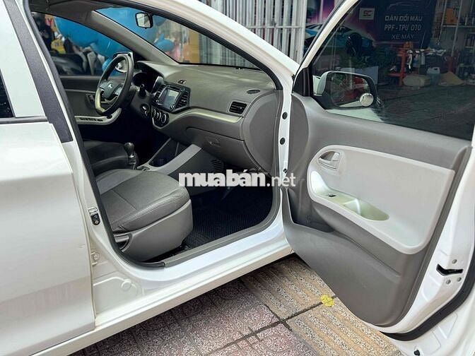 Kia Morning 2019 Số sàn 38000 km Trắng