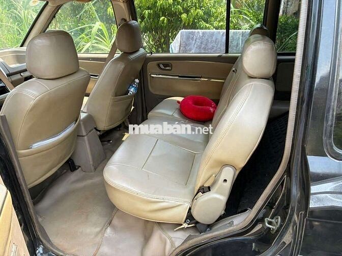 Mitsubishi Jolie 2004 Đen Sàn 7 chỗ