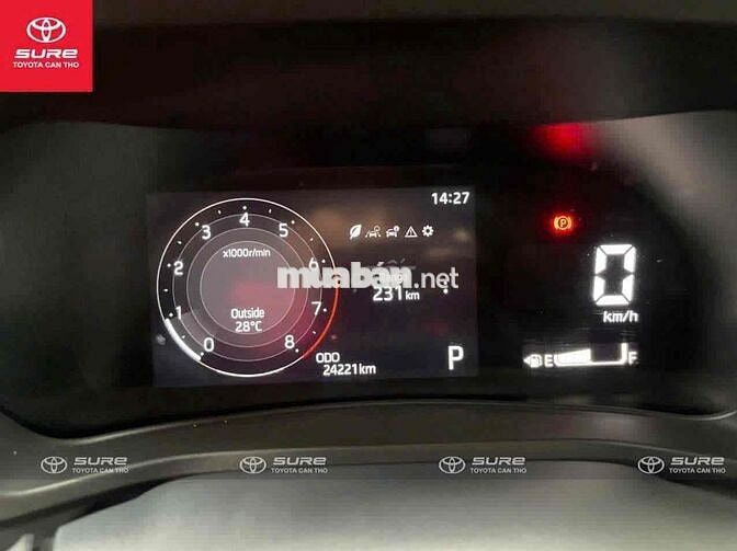 Toyota Veloz Cross TOP (CVT) 2025 CHÍNH HÃNG