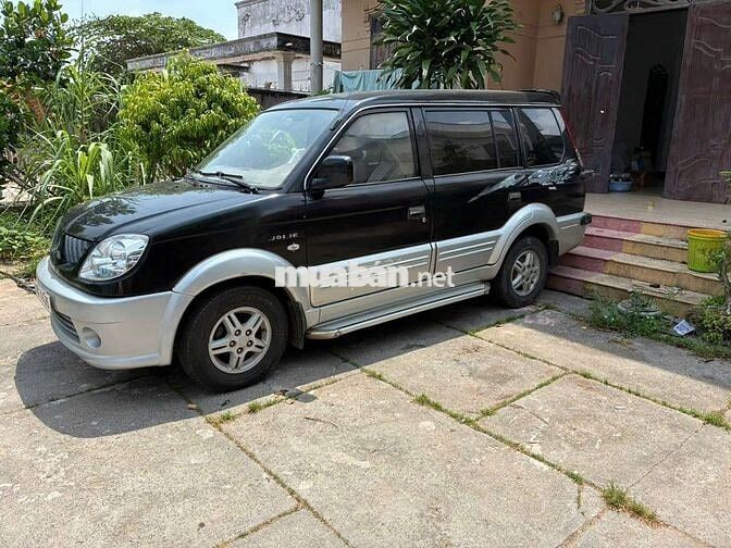 Mitsubishi Jolie 2004 Đen Sàn 7 chỗ