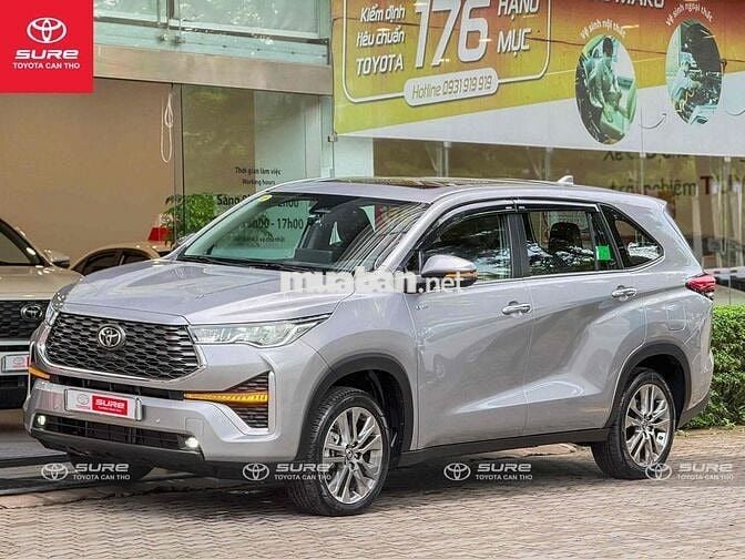 Toyota Innova Cross Hybrid 2026 3.000km CHÍNH HÃNG