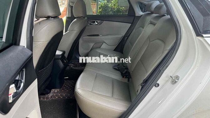 Kia Cerato 1.6 Luxury 2020 86000 km Trắng