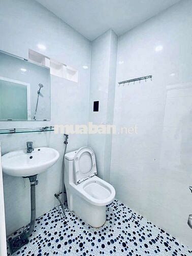 Cho thuê nhà Phạm văn chiêu hxh .diện tích to