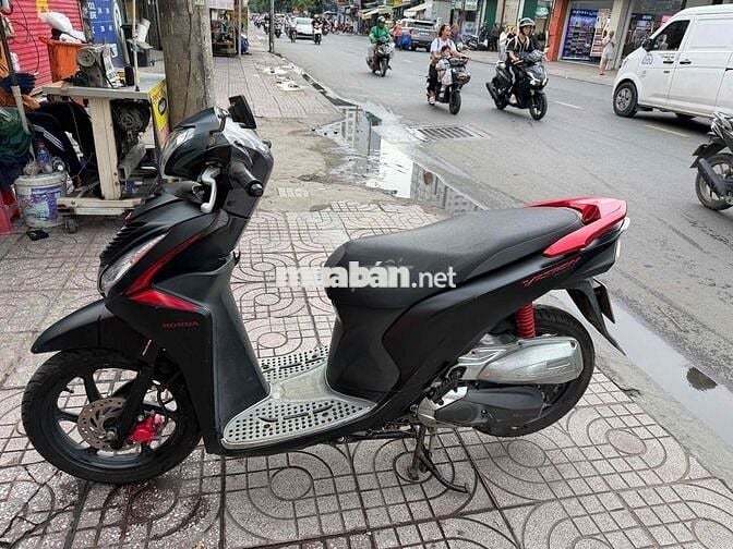 Honda Vision 2020 Đen