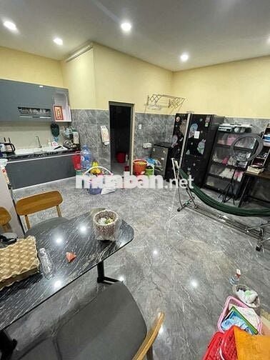 BÁN NHÀ MUA 1 TẶNG 1 - 5×18 - CHỈ 3 TỶ 