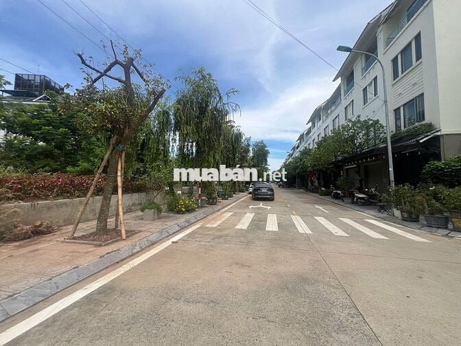 Bán Nhà Trung Tâm Hà Đông, 5 Tầng, 60m², Đường 20m, View Công Viên.