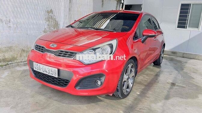 Kia Rio 2013 Tự động Đỏ cho mấy chị đẹp