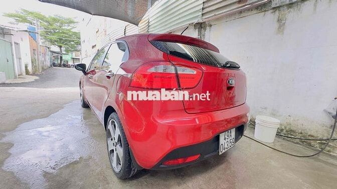 Kia Rio 2013 Tự động Đỏ cho mấy chị đẹp