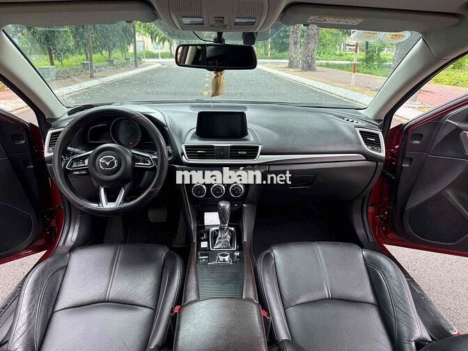 Mazda 3 Hatchback 2018 Tự động Đỏ