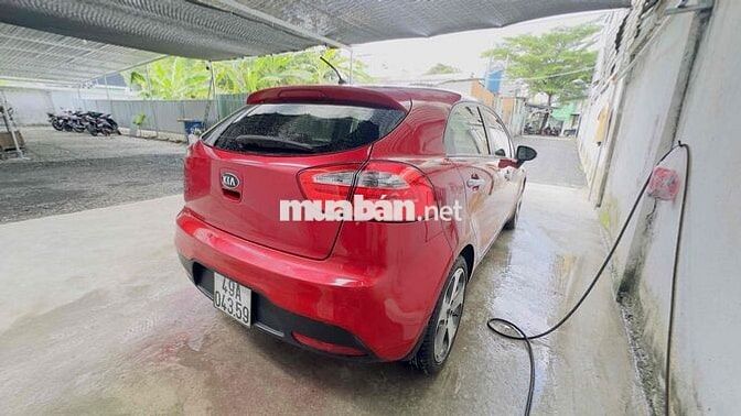 Kia Rio 2013 Tự động Đỏ cho mấy chị đẹp