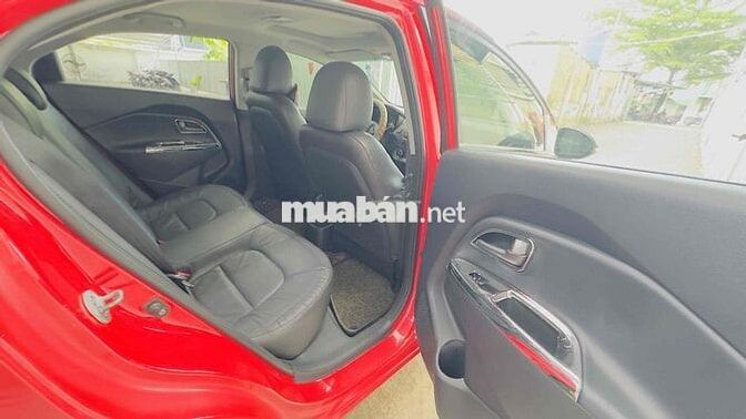 Kia Rio 2013 Tự động Đỏ cho mấy chị đẹp