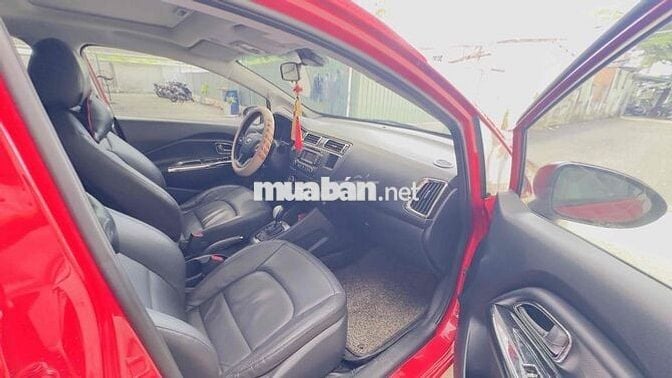Kia Rio 2013 Tự động Đỏ cho mấy chị đẹp