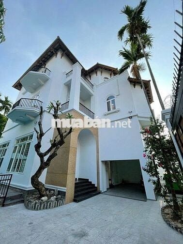 Cần cho thuê Biệt Thự HXT 351/6A Lê Đại Hành P.13 Quận 11