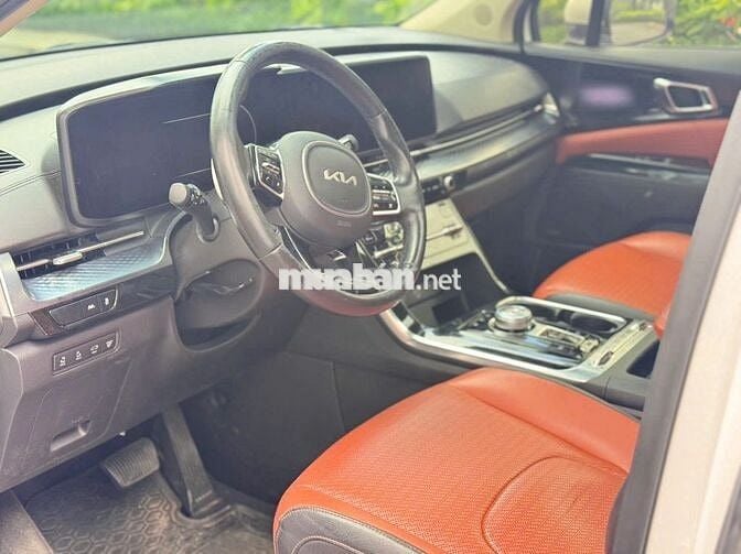 Kia Carnival 2021 Trắng 7 chỗ 7 vạn