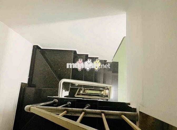 Nhà cho thuê 3pn 2wc sát mt Lê Hồng Phòng, p2, Quận 10