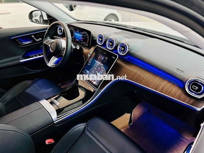 CHÍNH HÃNG CẦN BÁN XE C200 Plus Trưng Bày