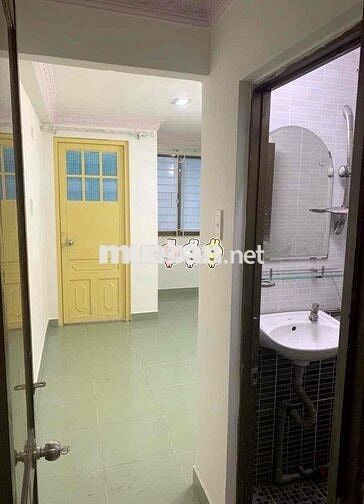 Nhà cho thuê 3pn 2wc sát mt Lê Hồng Phòng, p2, Quận 10