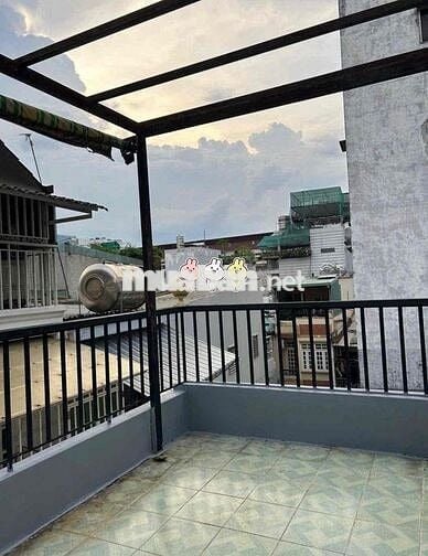 Nhà cho thuê 3pn 2wc sát mt Lê Hồng Phòng, p2, Quận 10