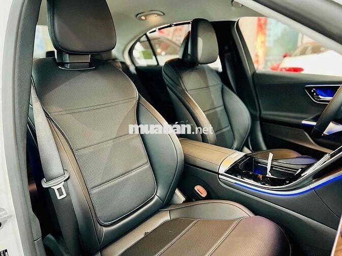 CHÍNH HÃNG CẦN BÁN XE C200 Plus Trưng Bày
