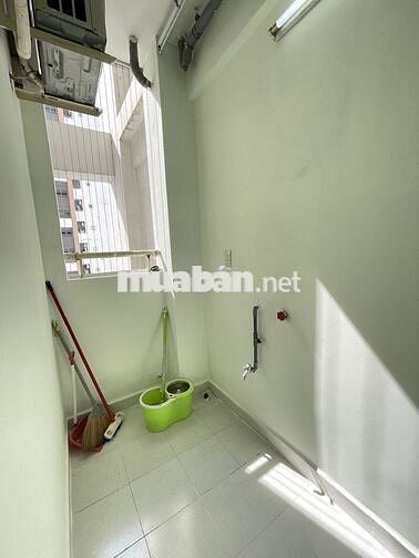 Cho thuê Topaz City 2pn 2wc - Trang bị ít nội thất - Giá thuê 11 triệu