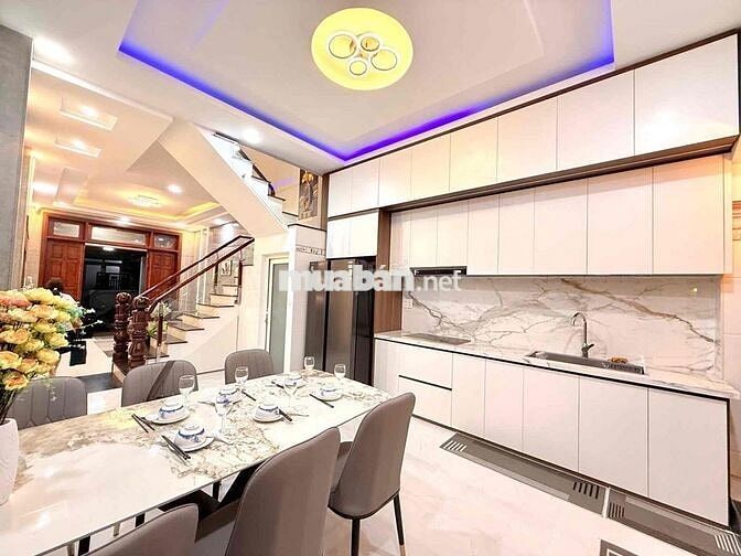 Gần Chợ Vườn Lài - Nhà An Phú Đông Q12 - 130m² - Gara Ô Tô - 5PN - 8,5