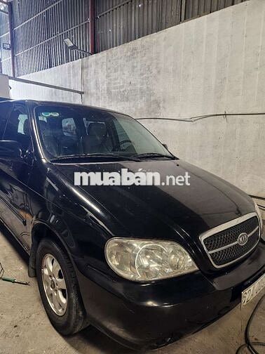Kia Carnival 7 chỗ màu Đen
