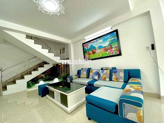 101 CHO THUÊ NHÀ NGUYÊN CĂN ĐỐI DIỆN CÔNG VIÊN – TẦNG TRỆT THÔNG SUỐT