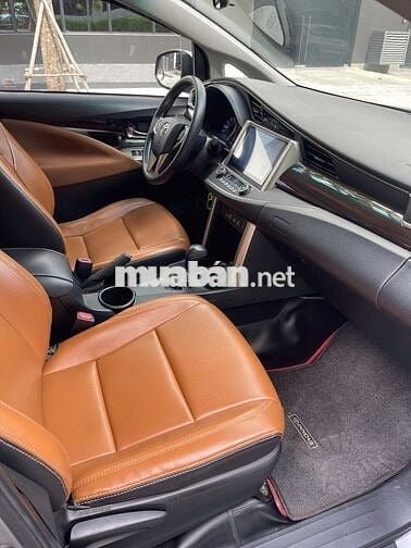 Toyota Innova 2.0G 2019 Số tự động 1 chủ mua mới
